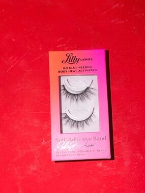 Lilly Lashes Self-Adhesive Band False Eyelashes - Pink Packaging